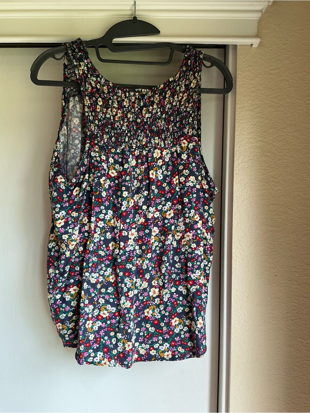 Maurices Navy Floral V‑Neck Sleeveless Tank - Picture 2 of 3